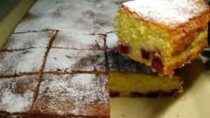 Kolač sa višnjama na domaći način