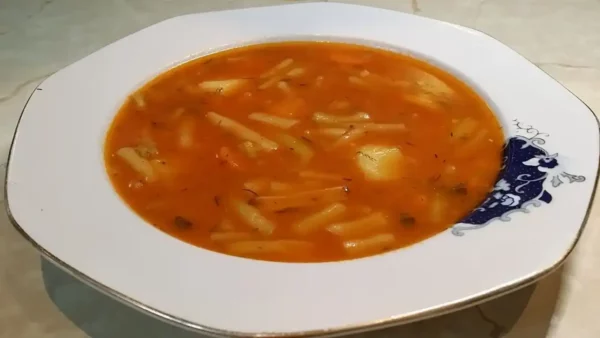 Čorba od boranije sa povrćem | Istaknuta slika 2/3 | Lagana, čorba, od, boranije, sa, dodatkom, povrća, i, mirođijom