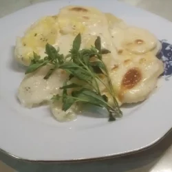 Kremasti krompir iz rerne