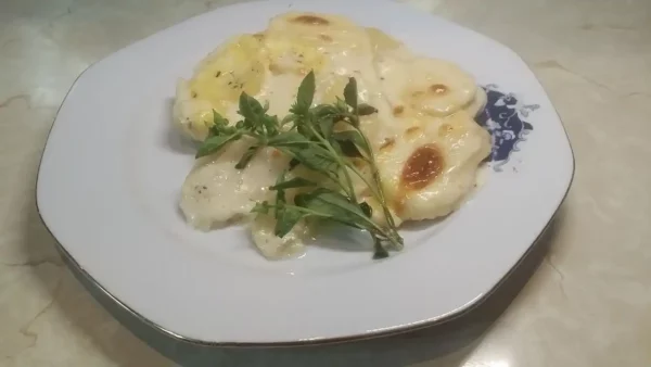 Kremasti krompir iz rerne | Istaknuta slika 1/4 | Savršen, prilog, za, svako, jelo, bogat, ukus, zapečenih, krompira, u, kremastom, sosu