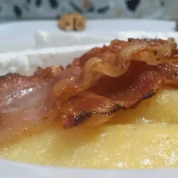 Palenta sa slaninom i sirom 2