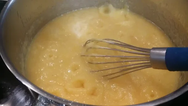 Palenta sa slaninom i sirom 5 | Istaknuta slika 3/4 | Neka, vaša, kuhinja, zamiriše, tako, da, svi, požele, isto, mirisna, palenta, sa, slaninom, i, sirom