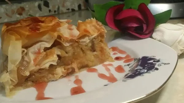 Pita sa jabukama na domaći način | Istaknuta slika 1/4 | Ukusna, i, jednostavna, pitasa, jabuka, savršena, poslastica, za, svaki, dan