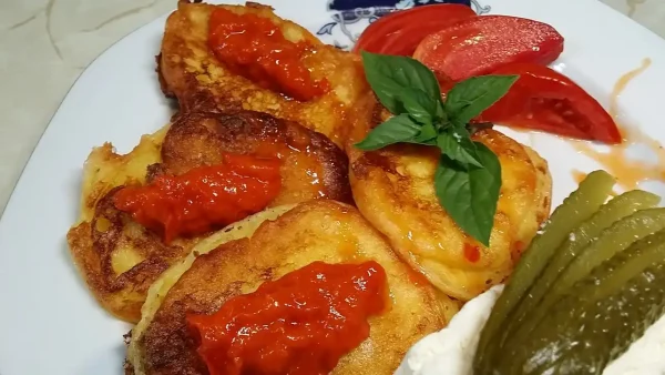 Pljeskavice od feta sira 1 | Istaknuta slika 1/3 | Pljeskavice, od, feta, sira, za, savršen, lagani, letnji, obrok