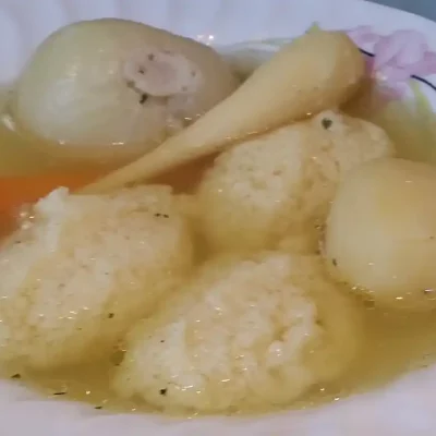 Supa sa griz knedlama | Serviranje supe | Postupak 4 | Slika 3/3