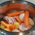 Supa sa griz knedlama 18 | Istaknuta slika 2/4 | Svečana, topla, i, slasna, kombinacija, povrća, i, knedli, u, začinjenoj, supi