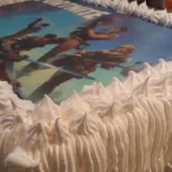 Torta Lenja Žena sa malinama