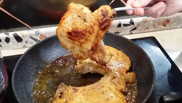 Krmenadle u sosu od crnog luka 28 | Istaknuta slika 2/4 | Sočne, krmenadle, u, finom, sosu, od, crnog, luka, i, krompira