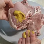 Krmenadle u sosu od crnog luka | Priprema marinade i mesa | Postupak 1 | Slika 1/7