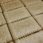 Kremasti kolač sa jabukama |  | Postupak 2 | Slika 6/6