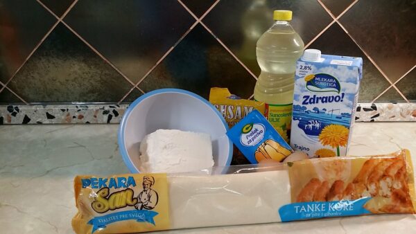 23u64jxWvXAmRojLM2qTixk5KNxoaYQVmS1WdZqQ3eKy3xLcNV9FGsn1z5rFt5VaAiEpf | Istaknuta slika 3/3 | Hrskava, pita, sa, sirom, i, ukusno, mekanim, nadevom