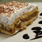 23u6BsUAnZaP8rky4qobSoZTkaj7DbdRZQyDFuenb8kg3KiLoJWSUXCuNqFiZzfEMF3LL | Istaknuta slika 1/3 | Jednostavan, i, ukusan, kolač, sa, jabukama, bez, pečenja, –, idealan, za, tople, dane