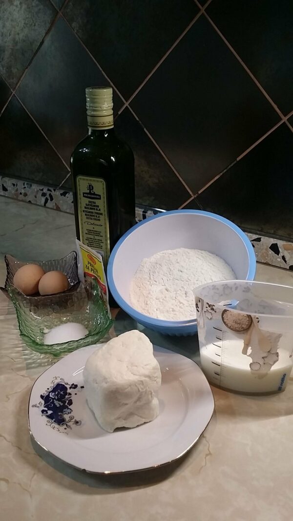 23uFRuY4wHSkvXm4CA8YzWuFEtrJTqQCsiaj6NWMPhZyXERuiWQFQxX37AJVe3HHutCtK | Istaknuta slika 3/3 | Pljeskavice, od, feta, sira, za, savršen, lagani, letnji, obrok