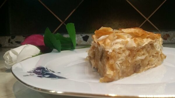 23uFVazE7EqnPVaQ97PzSS7PTRXC4nJBJs7w8EFtshmJSJBiPsVd3B9ZpqvBsGXpJ9ztc | Istaknuta slika 2/4 | Ukusna, i, jednostavna, pitasa, jabuka, savršena, poslastica, za, svaki, dan