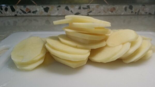 23uFYCsZdQfC12YFdpvLiQkj3wHdboVVyEixcUcFoa7dNNMa9exEC3rjgvpYHWq6vWWWQ | Istaknuta slika 3/4 | Savršen, prilog, za, svako, jelo, bogat, ukus, zapečenih, krompira, u, kremastom, sosu