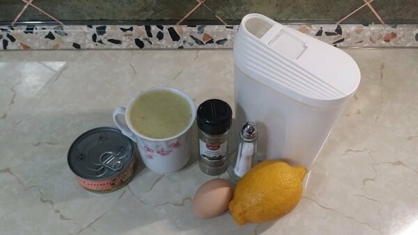 23vi3xAbm7h6Ho3aELJun4S59iVHfKCDNsfWLWiAqqCNoRB2wd7DJRhpYJXPfYMy4rXCg | Istaknuta slika 4/4 | Sastojci, kreativnog, burgera:, Tunjevina, i, pire, krompir