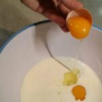 Slatke palačinke sa čokoladnim prelivom | Priprema testa | Postupak 1 | Slika 2/8