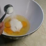 Kremasta torta sa plazma keksom | Priprema kore | Postupak 1 | Slika 2/6