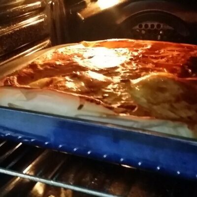 Gibanica sa sirom – ukus tradicije | Pečenje gibanice | Postupak 3 | Slika 1/2