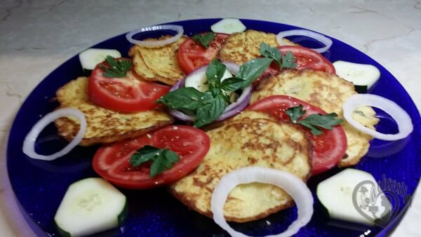 23wWxrCLvd5bjEQmocAnKKsSiCdDuw1pes3RLLekRtKnjRyFVeduZ1x937Qvz4zDHBz2j | Istaknuta slika 2/4 | Sočne, i, zdrave, pljeskavice, sa, svežim, tikvicama, savršen, obrok, za, leto