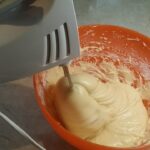 Prevrnuti kolač sa kruškama | Priprema slatkog testa | Postupak 2 | Slika 5/6