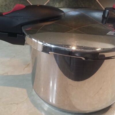 Čorbast pasulj sa suvim mesom | kuvanje pasulja | Postupak 2 | Slika 2/3