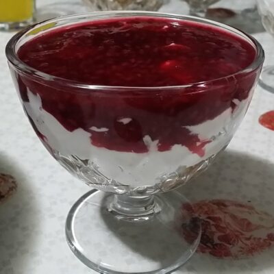 Cheesecake u čaši | Sloj sa voćem i dekoracija | Postupak 4 | Slika 1/2