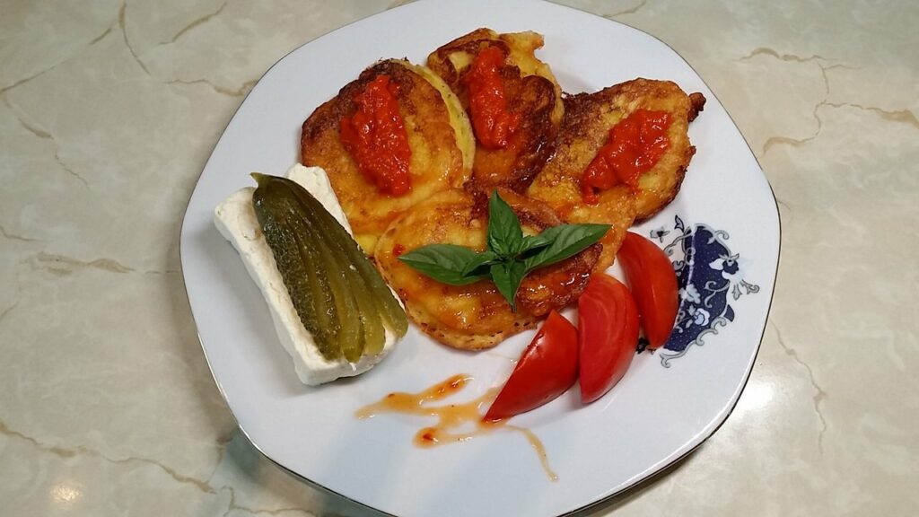 Pljeskavice od feta sira | Serviranje | Postupak 3 | Slika 1/1