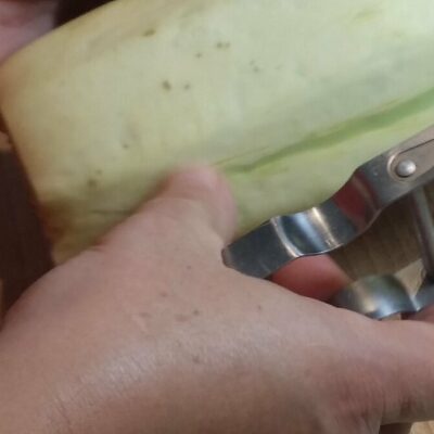 Pljeskavice od tikvica | Priprema tikvica | Postupak 1 | Slika 1/3