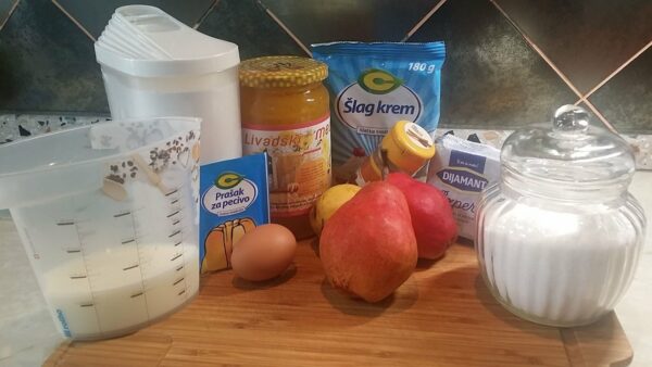 23xVMbQhJqturyqDenE8v8rSaUvNRTct6zinyWjUnaenVzvkgLKtxrCWPt85Zpxkg12sr | Istaknuta slika 3/3 | Prevrnuti, kolač, sa, kruškama, je, osvežavajući, preokret, tradicionalnog, recepta