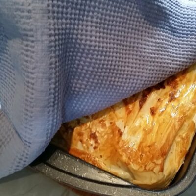 Gibanica sa sirom i šunkom | Pečenje gibanice | Postupak 3 | Slika 3/3