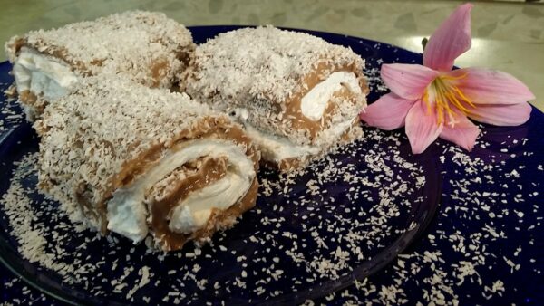 23zGaZsZAWxqsiMo8qxYGDMSVYiyMtHBxVHQGCjfdSm5VUxPhWnFPdDA6WQ69fbvfLgMy | Istaknuta slika 3/4 | Slatka, sultanova, sarma, savršen, kremasti, kolač