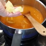 Čorba od boranije sa povrćem | zaprška i dodatak ostalog | Postupak 3 | Slika 2/4