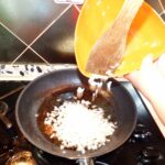 Šnicle u lovačkom sosu | Priprema sosa | Postupak 4 | Slika 1/9