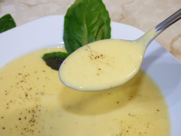 EoySMuVAkuni2xwtcTtsj692JVs6ZzdAPWmTdDxYbs38H8cv7SMKnmTzNMeSfu9j4Q5 | Istaknuta slika 2/5 | Kremasta, supa, od, karfiola, ukusan, i, hranljiv, obrok, za, razne, prigode