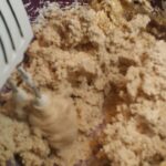 Torta Lenja Žena sa malinama | podela smese i dodavanje sastojaka u smesi | Postupak 2 | Slika 3/6