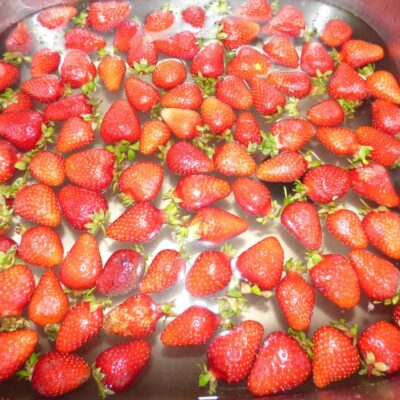 Džem od jagoda sa džemfixom | Priprema jagoda za džem | Postupak 1 | Slika 2/3