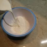 Sutlijaš sa pudingom od vanile | Priprema pudinga | Postupak 2 | Slika 2/4