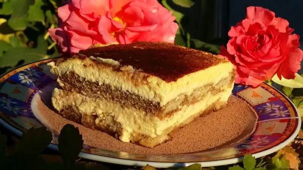 Tiramisu – Italijanski klasik 3 | Istaknuta slika 1/4 | Osvežavajući, kremasti, tradicionalni, desert
