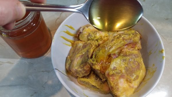 rebra u marinadi od senfa i meda sa povrcem 7 | Istaknuta slika 2/4 | Ukus, slanog, i, slatkog, kombinacija, rebarca, sa, slatkom, marinadom