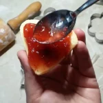 Linzer kolačići | Sastavljanje kolačića džemom | Postupak 7 | Slika 1/5