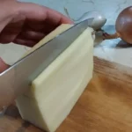 Punjeni svinjski filet za prazničnu trpezu | Priprema sira i slanine | Postupak 5 | Slika 1/7