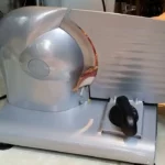 Punjeni svinjski filet za prazničnu trpezu | Priprema sira i slanine | Postupak 5 | Slika 6/7