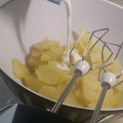 Svinjska džigerica | Pire krompir kao prilog | Postupak 3 | Slika 2/3