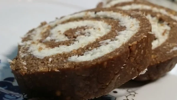 Kokos rolat sa čokoladom | Istaknuta slika 2/4 | Brza, i, jednostavna, poslastica, bez, pečenja