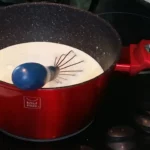 Kremasta torta sa kajsijama | Priprema pudinga | Postupak 1 | Slika 5/7