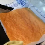 Slani rolat sa ajvarom | Pečenje kore | Postupak 3 | Slika 3/6