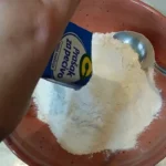 Slani rolat sa ajvarom | Priprema kore | Postupak 2 | Slika 4/6