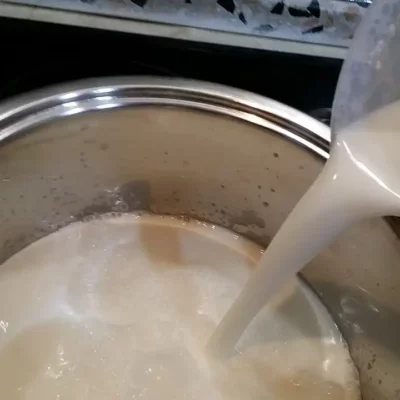 Krempita na starinski način | Priprema fila | Postupak 2 | Slika 1/3