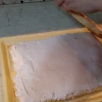 Krempita na starinski način | Filovanje krempite | Postupak 4 | Slika 6/8